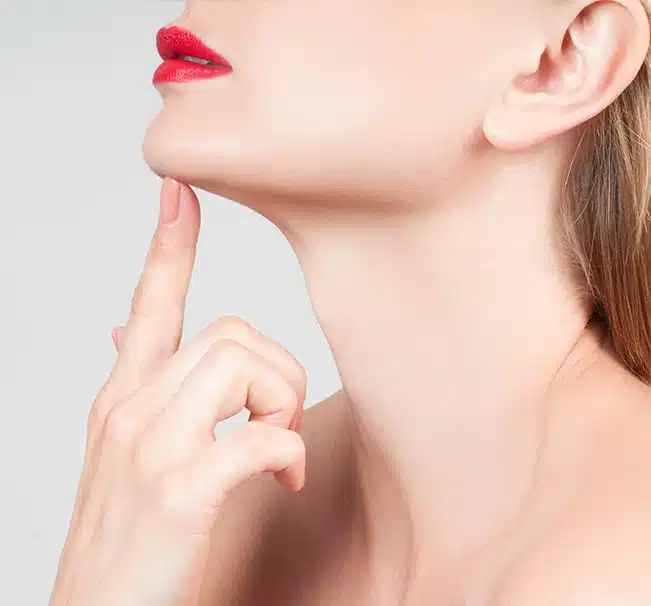 Dr. Rubinstein is known for his dramatic, natural-looking neck lift and deep plane neck lift results. 