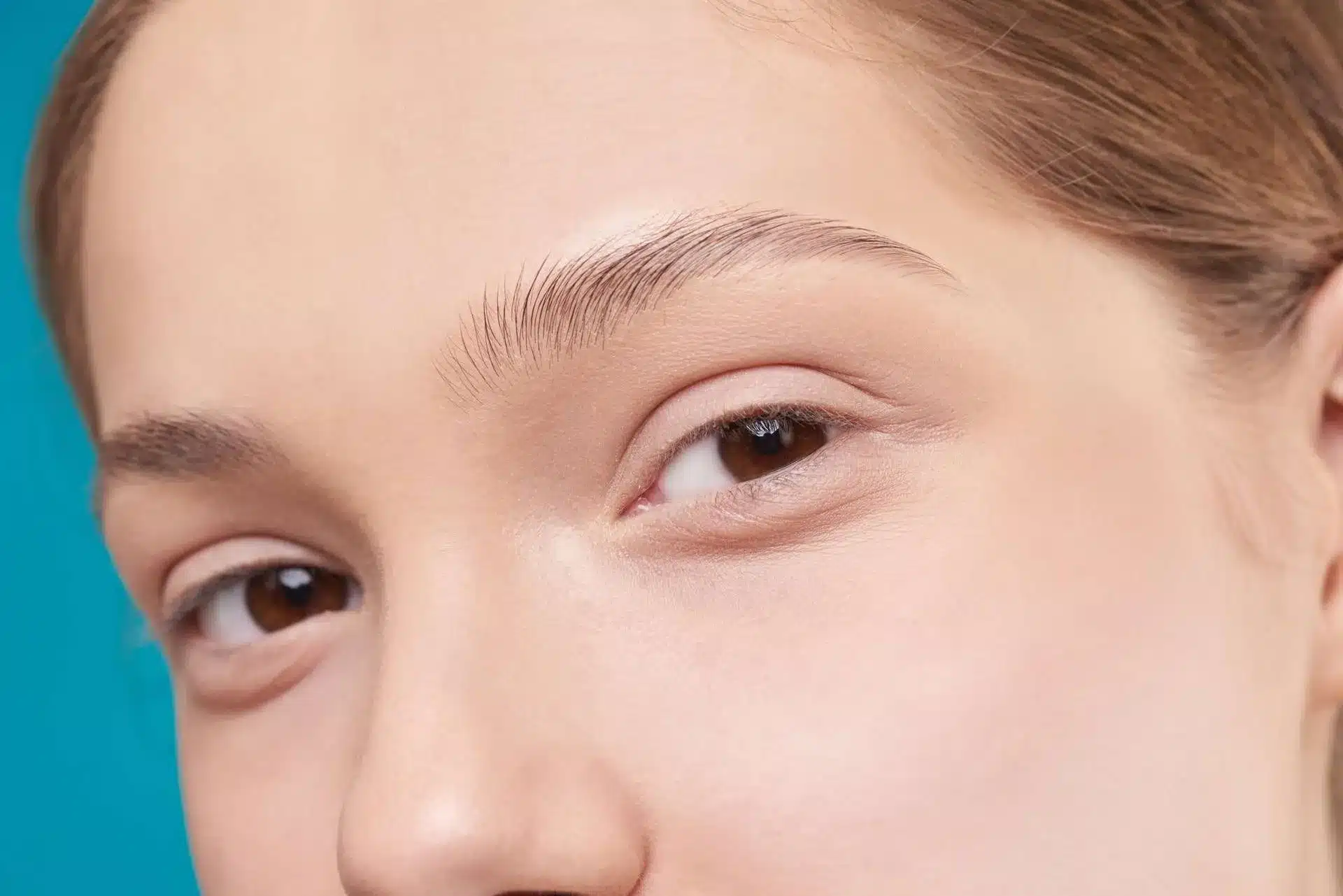 The Ultimate Guide to Non-Surgical Brow Lift Alternatives