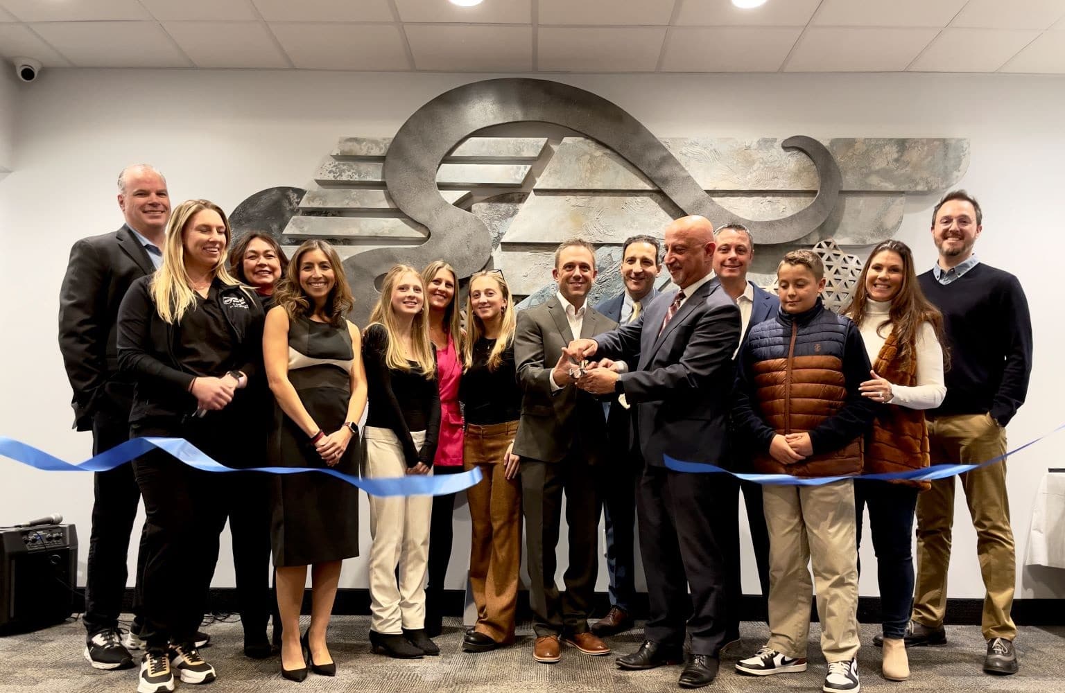 Montvale mayor helps celebrate opening of newly modernized office building/medical hub